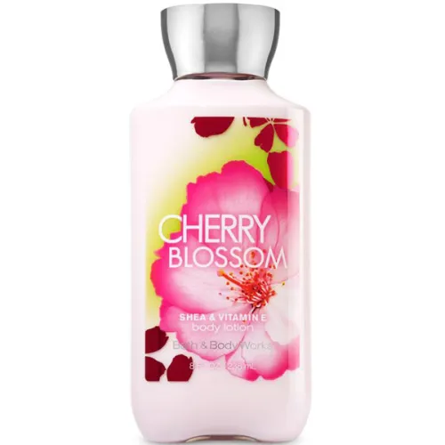 Лосьйон для тіла «квітковий » Bath and Body Works Body Lotion Cherry Blossom, 236 мл.