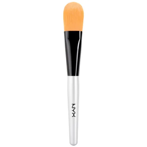 Профессиональная кисть для нанесения жидких тональных основ NYX Brush Foundation B05