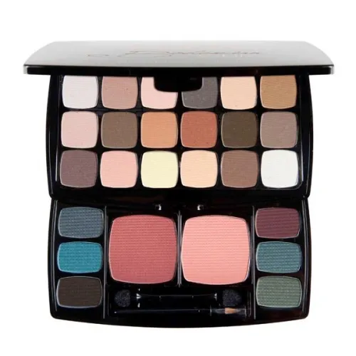 Косметичний набір для макіяжу NYX Bohemian Chic Nude Matte Collection
