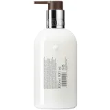 Питательный лосьон для тела «можжевеловый джаз» Molton Brown Juniper Jazz Body Lotion, 300 мл. - вид 2