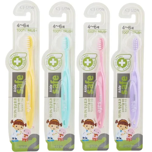 Детская зубная щетка от 4-х до 6 лет CJ Lion Kids Safe Toothbrush Step 2