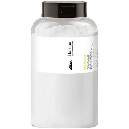 Пенящаяся соль для ванны «банановый шейк» Bathpa Australian Salt Bubble Milk Banana, 500 г.