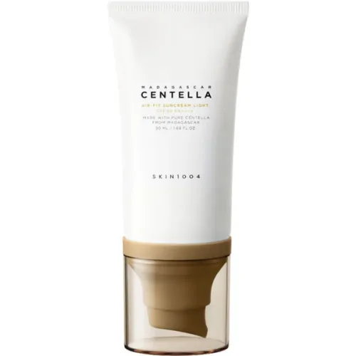 Сонцезахисний крем для обличчя SKIN1004 Madagascar Centella Air-Fit Suncream Light SPF30 PA++++ з екстрактом центели, 50 мл.