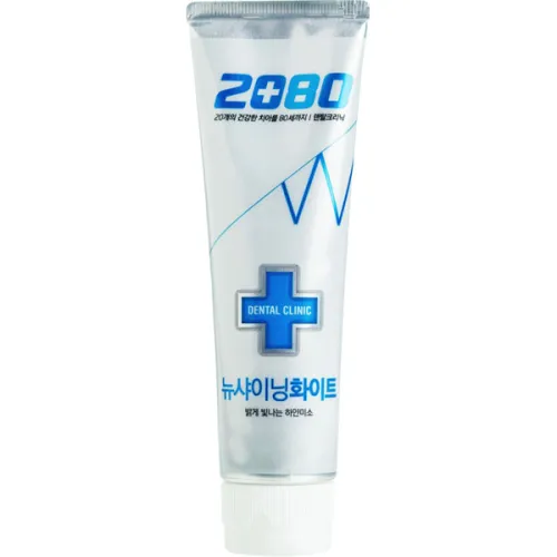Отбеливающая зубная паста Dental Clinic 2080 Shining White Toothpaste с токоферолом, 120 г.